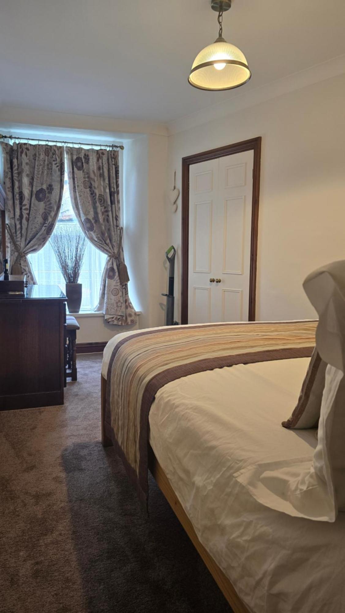 Lyndale Self-Catering Apartment Sleeps 4 Windermere Eksteriør bilde