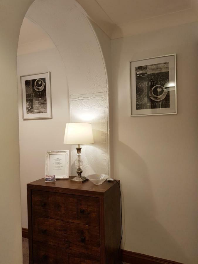 Lyndale Self-Catering Apartment Sleeps 4 Windermere Eksteriør bilde